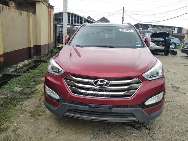 Hyundai Santa Fe 2015 Red
