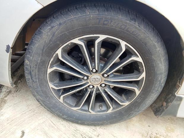 Toyota Corolla 2012 Silver