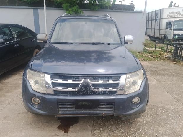 Mitsubishi Pajero 2007 Blue