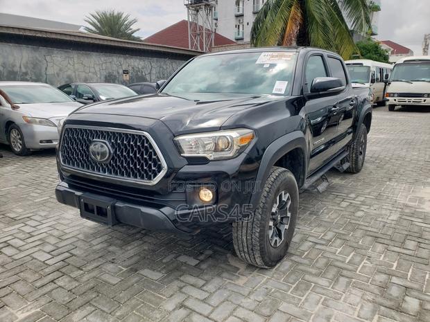 Toyota Tacoma 2019 Black