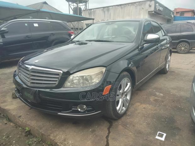Mercedes-Benz C300 2009 Black