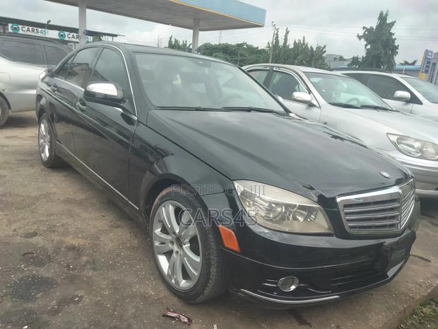 Mercedes-Benz C300 2009 Black