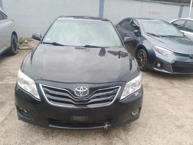 Toyota Camry 2011 Black