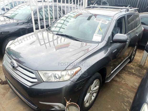 Toyota Highlander 2012 Green