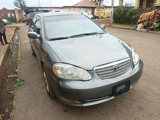Toyota Corolla 2006 Gray