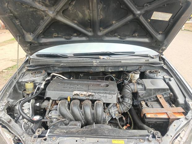 Toyota Corolla 2006 Gray