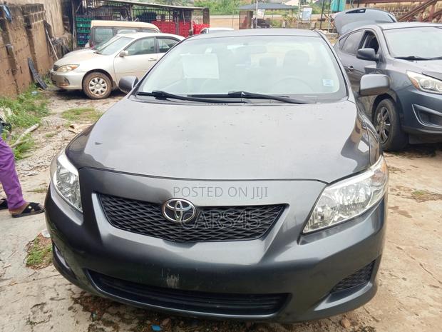 Toyota Corolla 2009 Silver