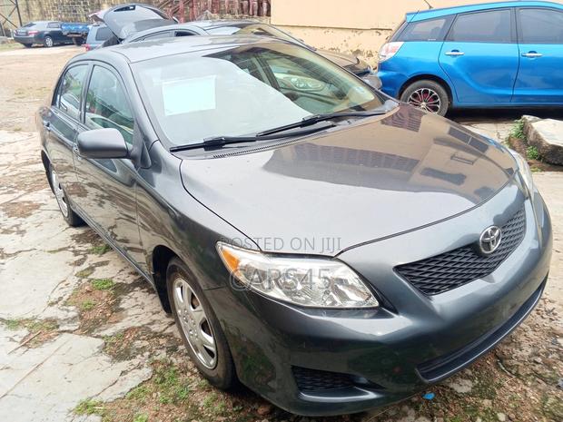 Toyota Corolla 2009 Silver