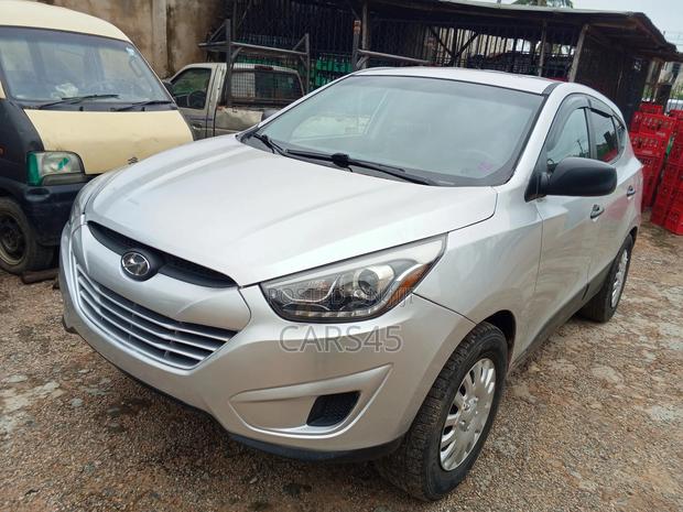 Hyundai Tucson 2015 Silver
