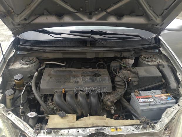 Toyota Matrix 2003 Silver