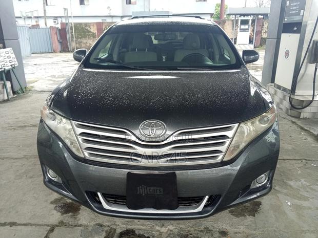 Toyota Venza Limited 2010 Gray