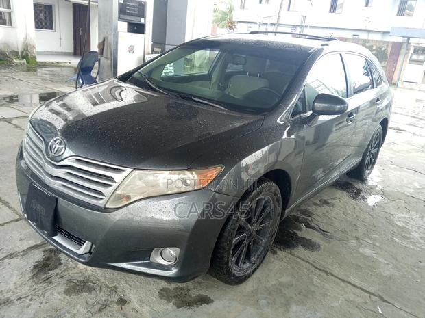 Toyota Venza Limited 2010 Gray