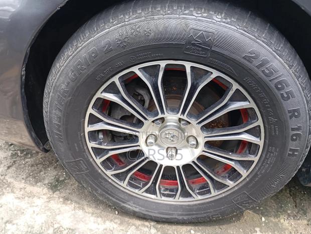 Toyota Camry 2011 Gray