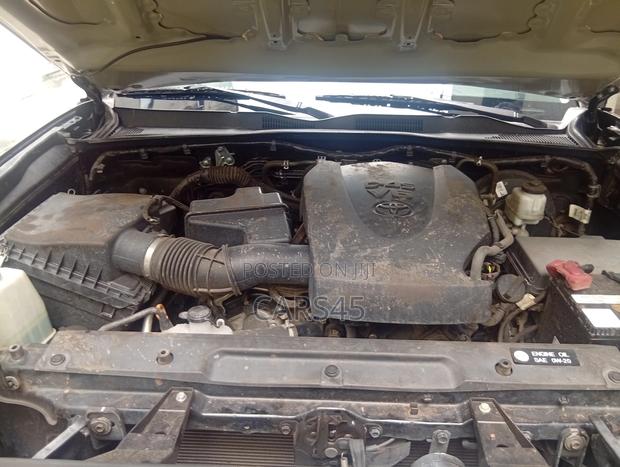 Toyota Tacoma 2019 Black