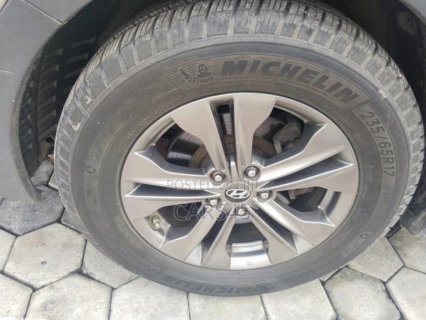 Hyundai Santa Fe 2013 Gray