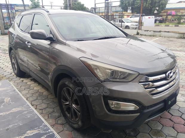 Hyundai Santa Fe 2013 Gray