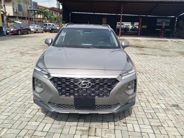 Hyundai Santa Fe 2019 Gray