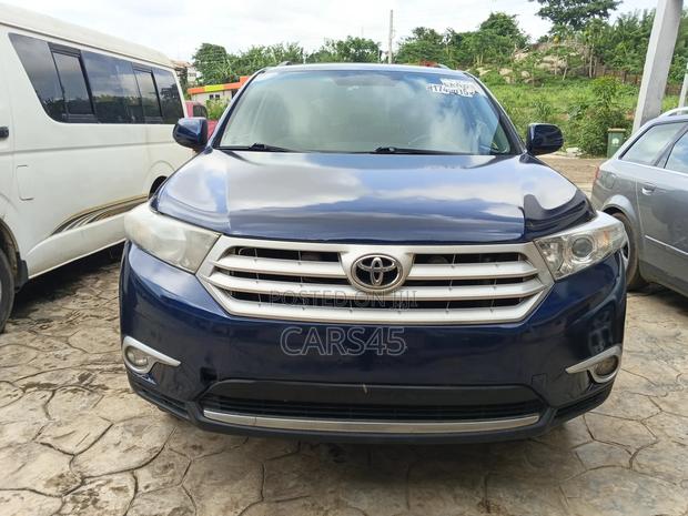 Toyota Highlander 2012 Blue