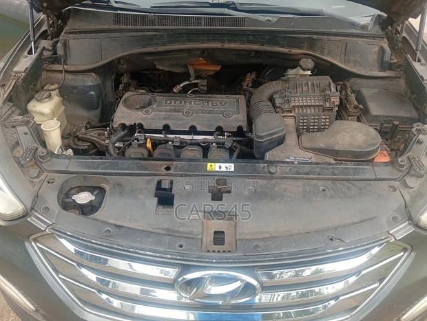 Hyundai Santa Fe 2014 Gray
