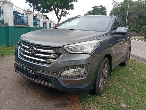 Hyundai Santa Fe 2014 Gray