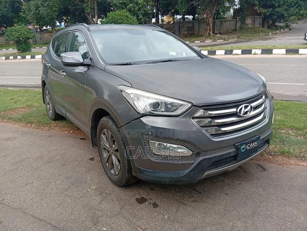 Hyundai Santa Fe 2014 Gray