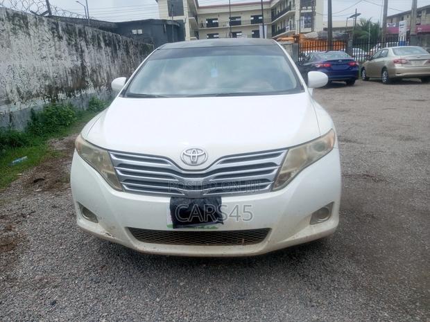 Toyota Venza 2009 White