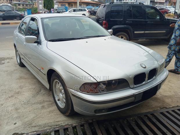 BMW 520i 1999 Silver