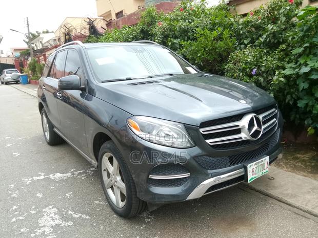 Mercedes-Benz GLE-Class 2016 Gray
