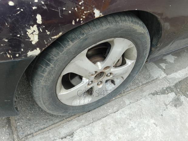Hyundai Elantra 2010 Brown