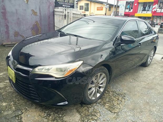 Toyota Camry 2015 Black