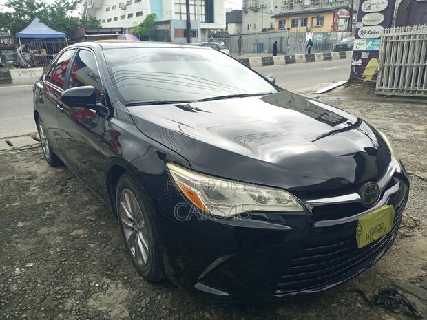 Toyota Camry 2015 Black