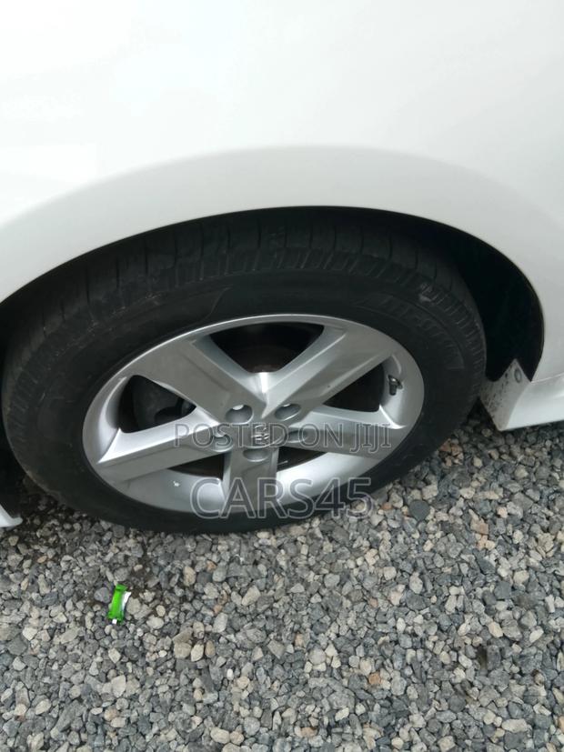 Toyota Camry 2012 White