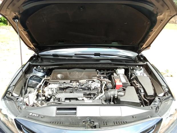 Toyota Camry 2021 Blue