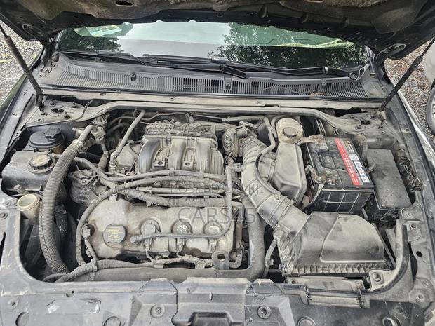 Ford Taurus 2011 Black