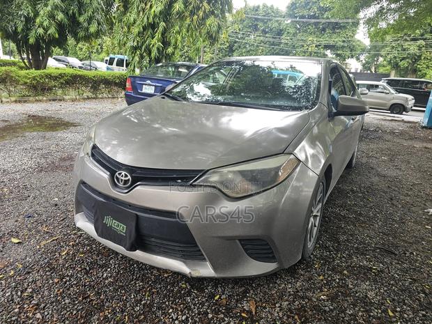 Toyota Corolla 2014 Gray