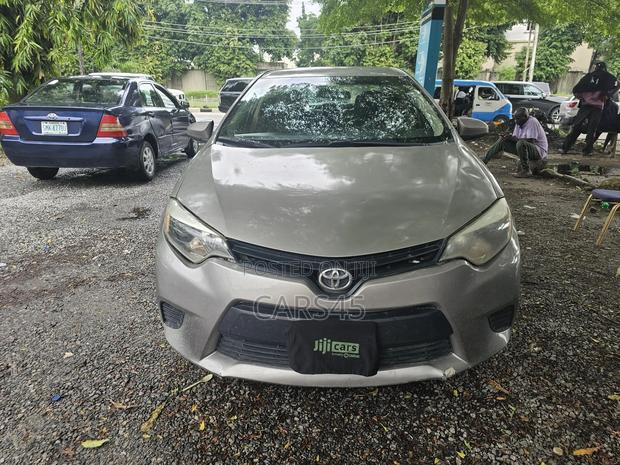Toyota Corolla 2014 Gray