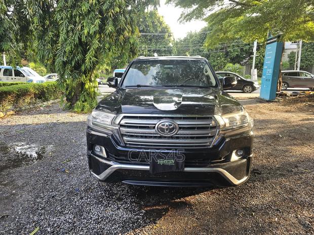 Toyota Land Cruiser 2014 Black