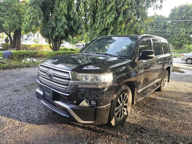 Toyota Land Cruiser 2014 Black