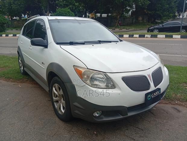 Pontiac Vibe 2006 White