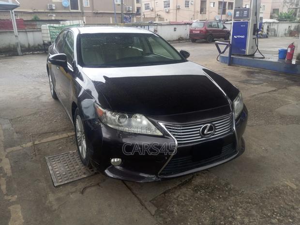 Lexus ES 2013 Gray