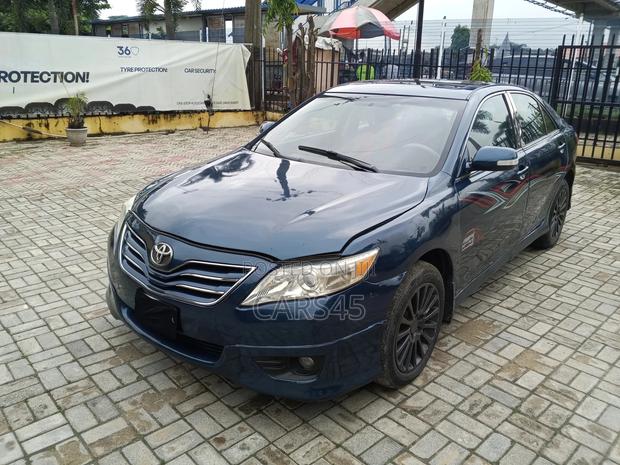 Toyota Camry 2007 Blue