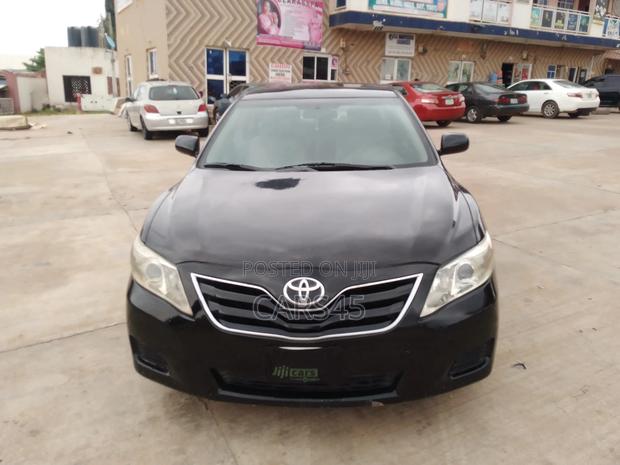 Toyota Camry 2010 Black