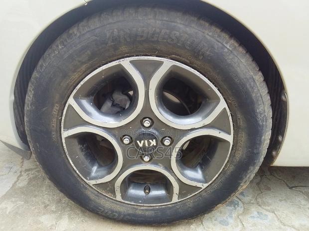 Kia Morning 2013 Off white