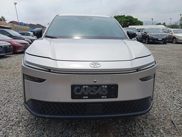 Toyota bZ3 2025 Gray