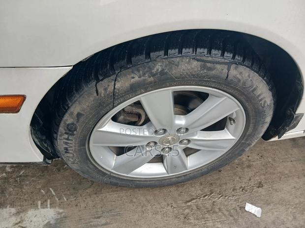 Lexus ES 330 2005 White