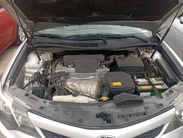 Toyota Camry 2014 Silver