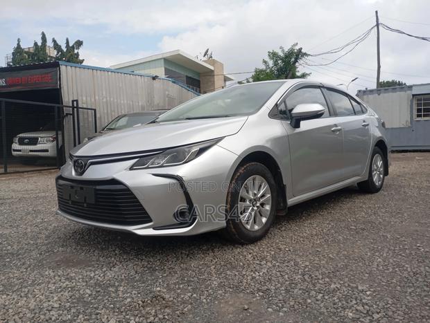 New Toyota Corolla 2022 Silver