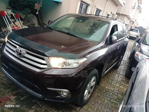 Toyota Highlander 2011 Red