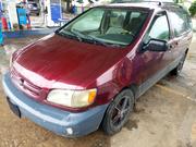 Toyota Sienna 2000 Red for sale