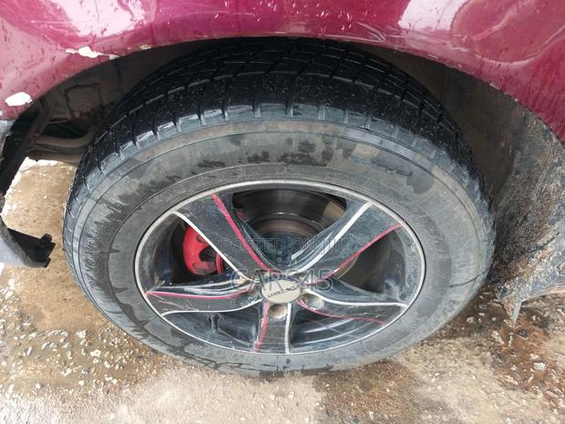 Toyota Sienna 2000 Red